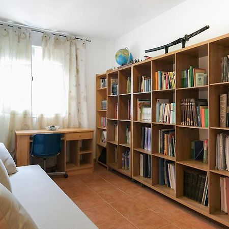 3 Bedroom Awesome Home In La Algaba ภายนอก รูปภาพ