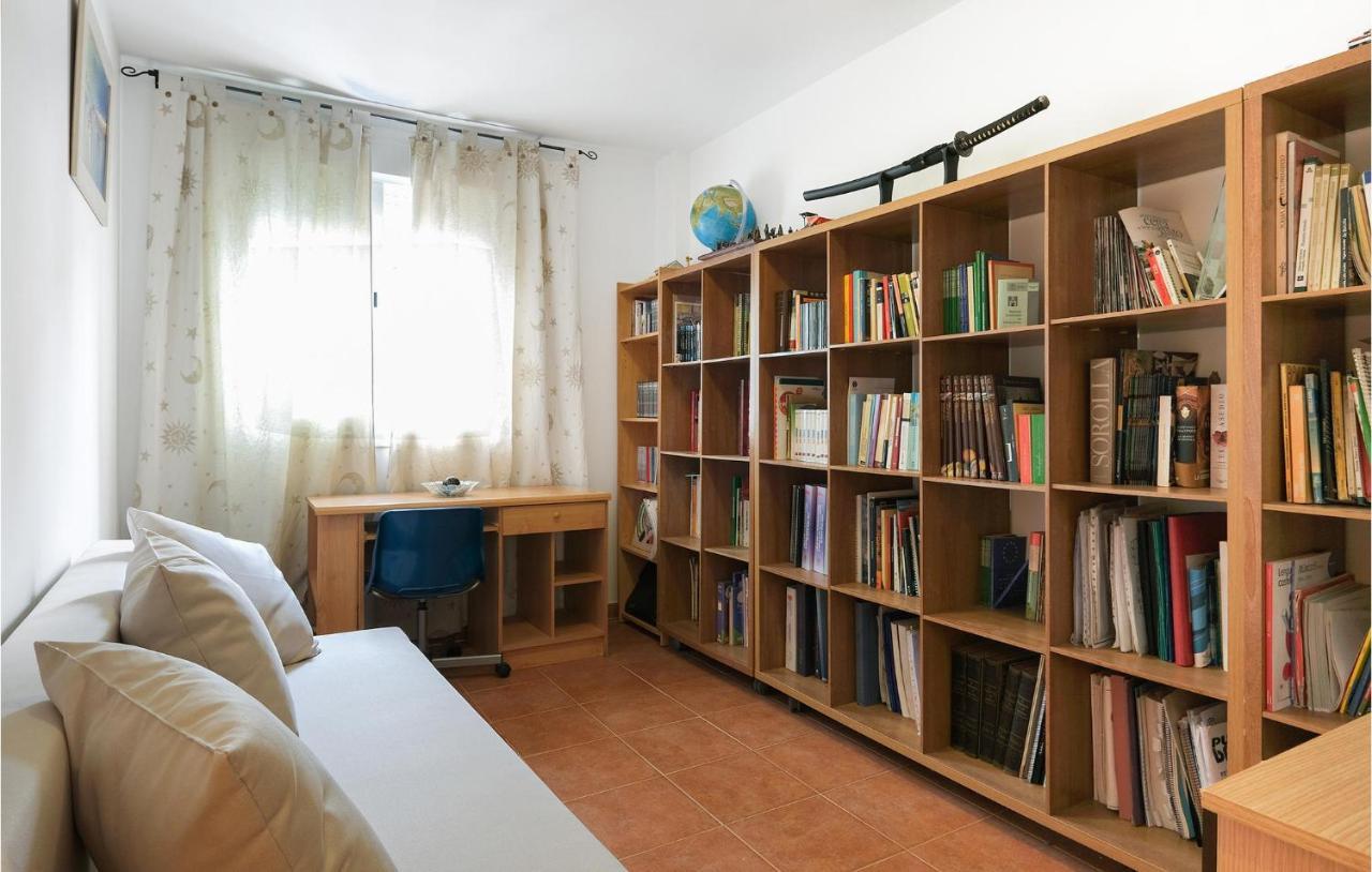 3 Bedroom Awesome Home In La Algaba ภายนอก รูปภาพ